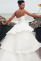 Birne A Linie Draussen Asymmetrisch Natürliche Taille Hochzeitskleid - Seite 2