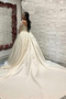 Draussen Tau Schulter Juwel akzentuiertes Mieder Hochzeitskleid - Seite 1