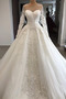 Juwel Juwel akzentuiertes Mieder Natürliche Taille Hochzeitskleid - Seite 1