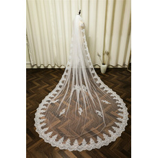 Einschichtiger Spitzenschleier Hochzeitszubehör Braut weißer Elfenbeinschleier mit Metallhaarkammschleier