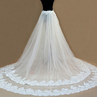 Luxus Spitze Abnehmbarer Brautzug Kathedrale Hochzeitszug Elfenbein Abnehmbarer Brautzug - Seite 1