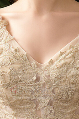 Stickerei Natürliche Taille Tiefer V-Ausschnitt Hochzeitskleid - Seite 5